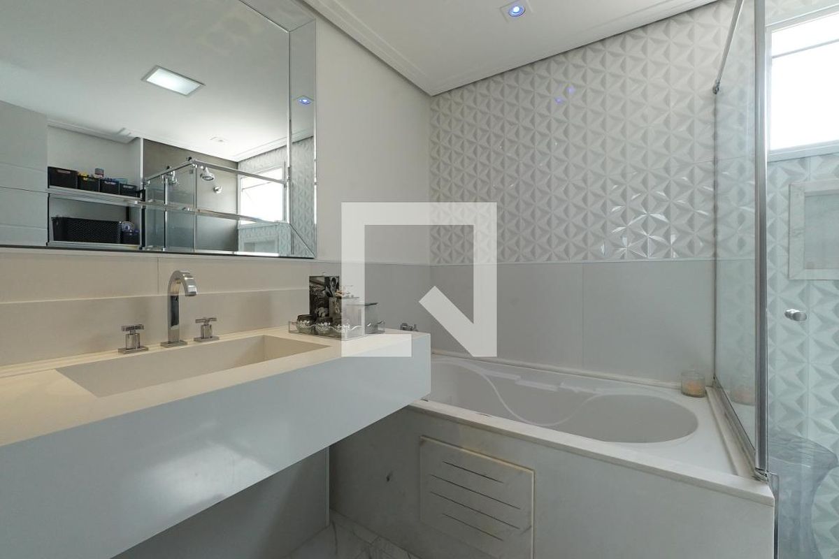 Apartamento, 4 quartos, 250 m² - Foto 41