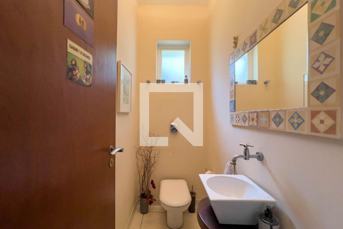 Casa, 3 quartos, 200 m² - Foto 32
