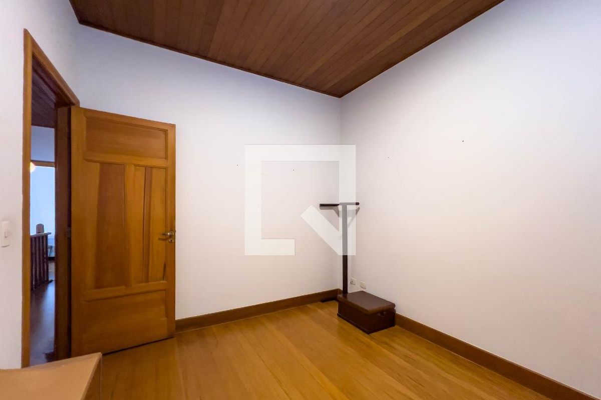 Casa, 3 quartos, 200 m² - Foto 24