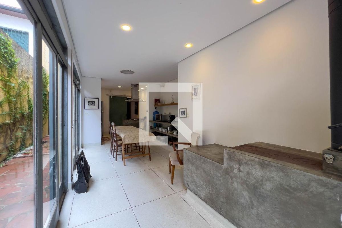 Casa, 3 quartos, 200 m² - Foto 37