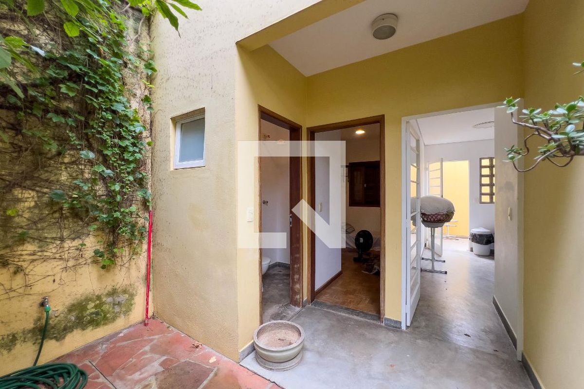 Casa, 3 quartos, 200 m² - Foto 46