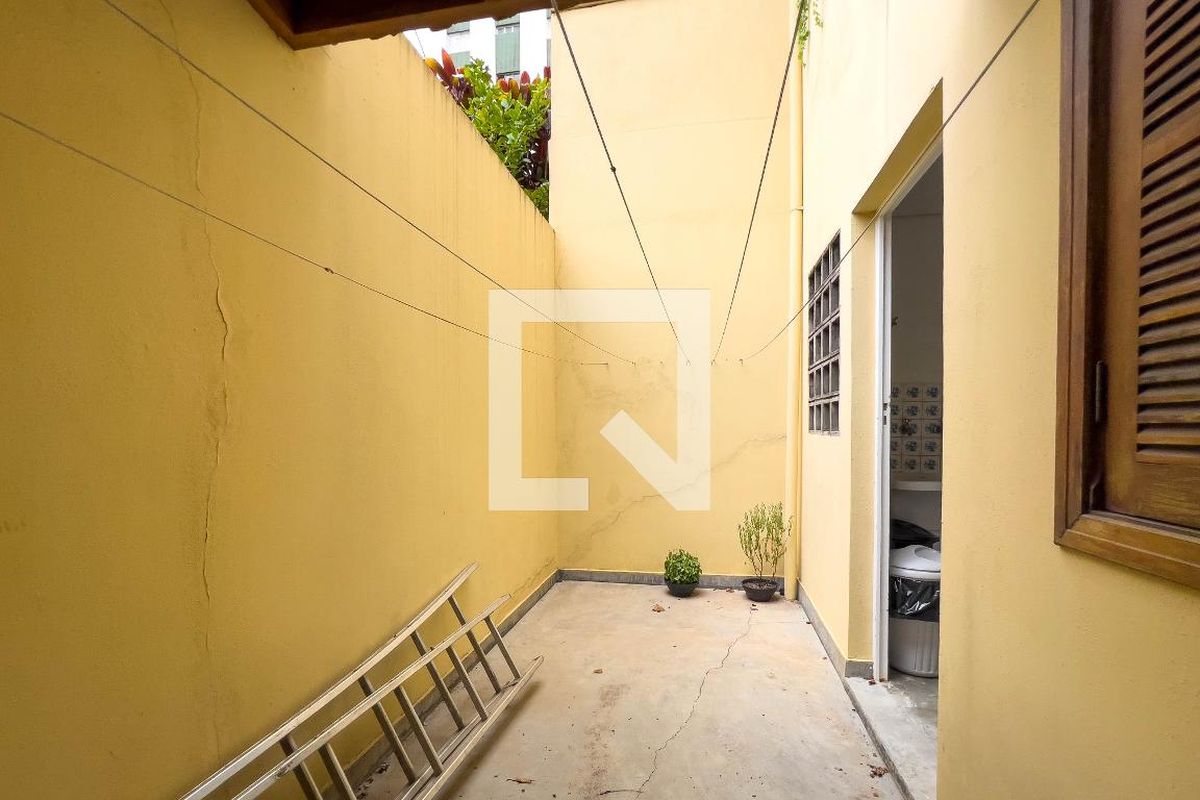 Casa, 3 quartos, 200 m² - Foto 45
