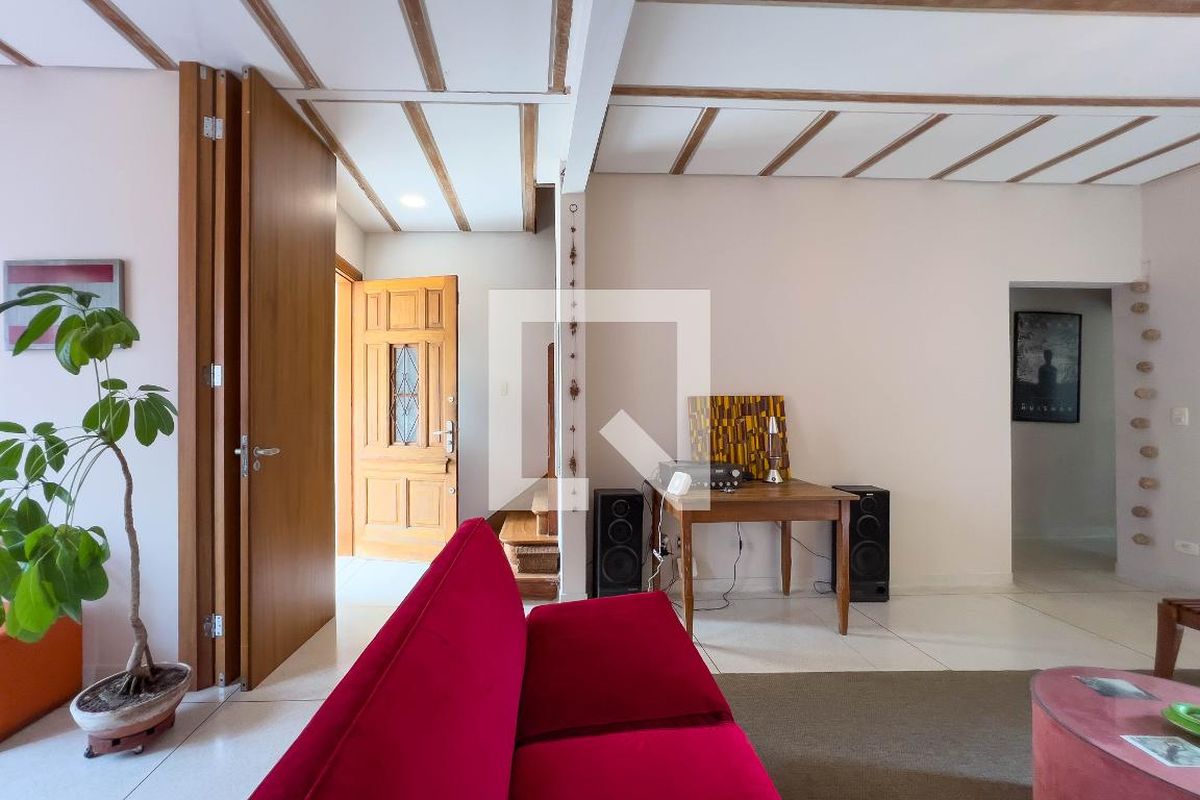 Casa, 3 quartos, 200 m² - Foto 6
