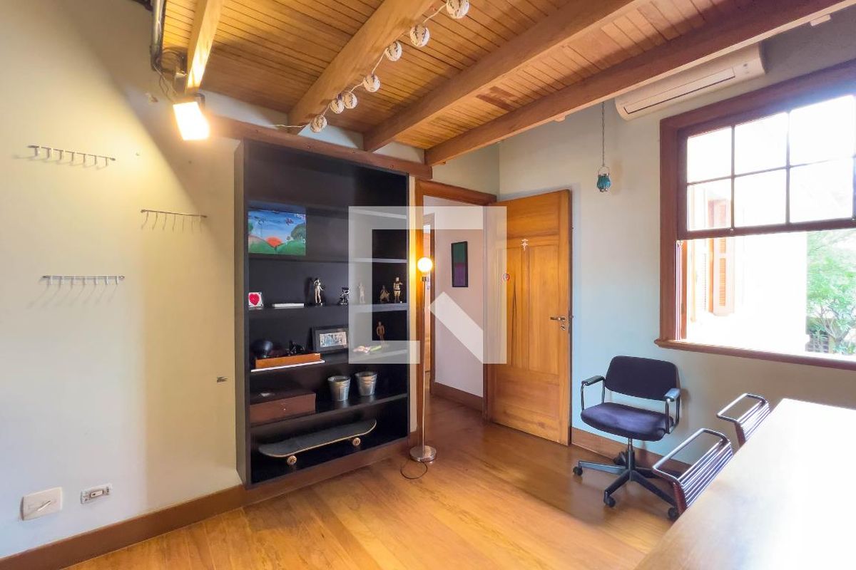 Casa, 3 quartos, 200 m² - Foto 19