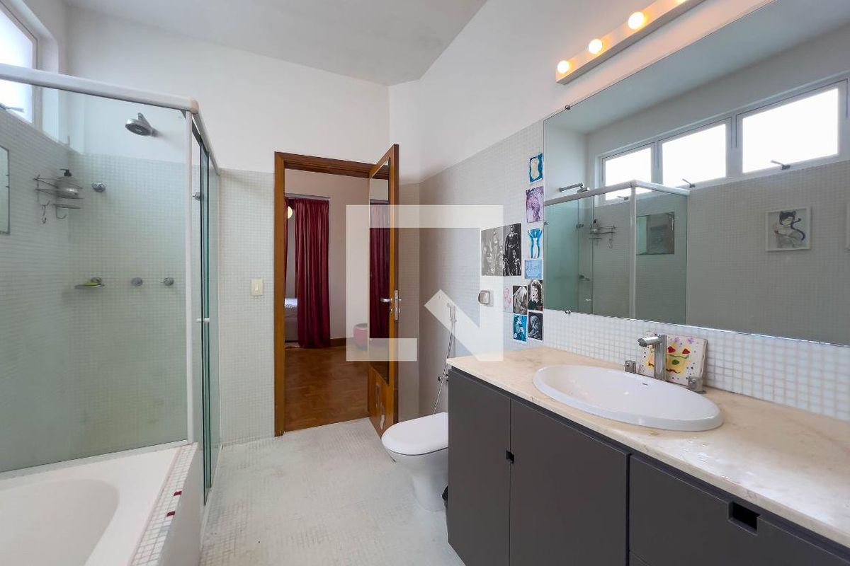 Casa, 3 quartos, 200 m² - Foto 15