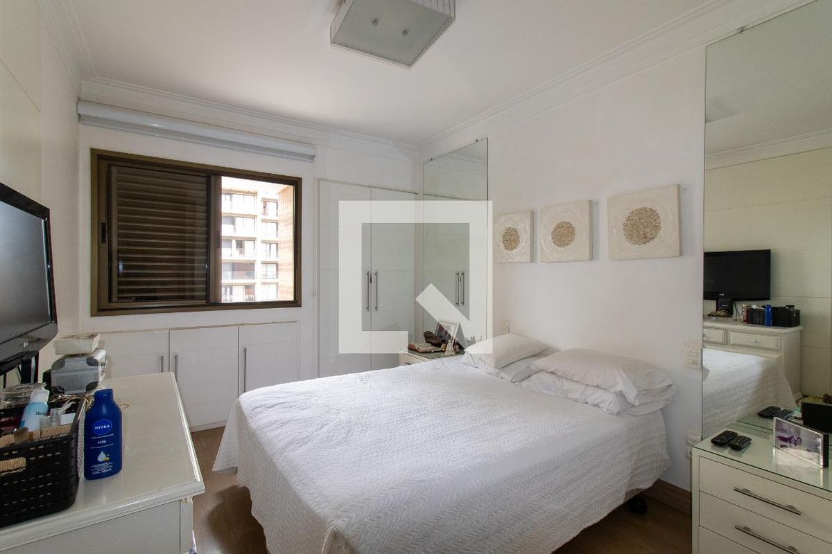 Apartamento à Venda - Cambuí, 4 Quartos,  152 m2 em , Campinas - sp | SoloBR
