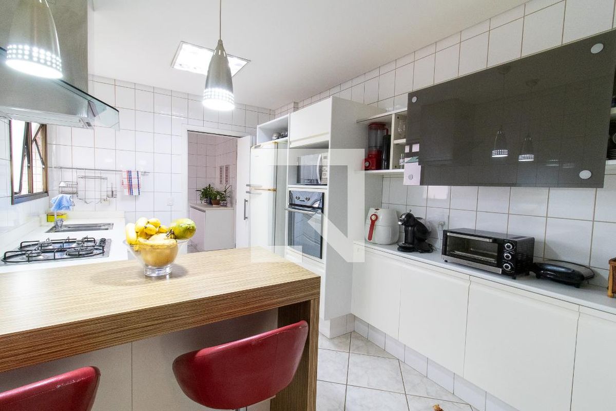 Apartamento à Venda - Cambuí, 4 Quartos,  152 m2 em , Campinas - sp | SoloBR