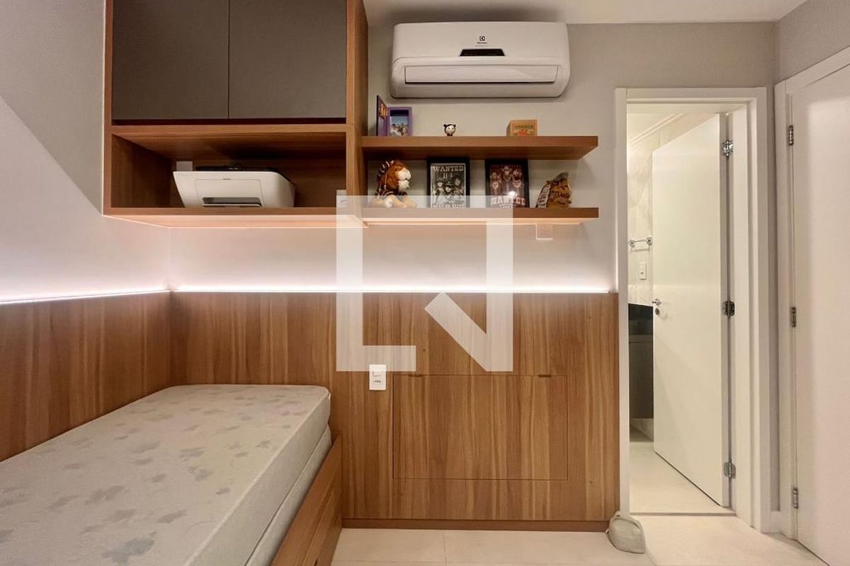 Apartamento à Venda - Guanabara, 3 Quartos,  228 m2 em , Campinas - sp | SoloBR