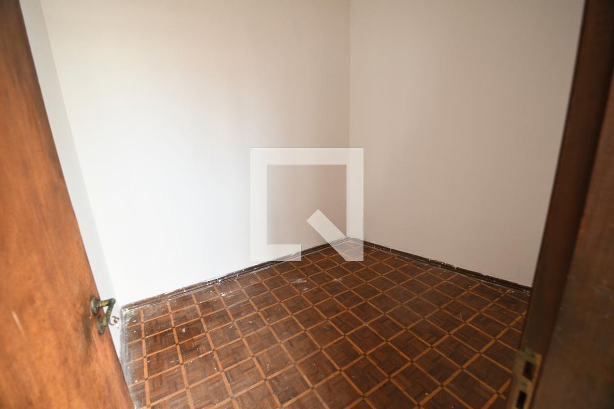 Casa à Venda - Jardim Chapadão, 3 Quartos,  330 m2 em , Campinas - sp | SoloBR
