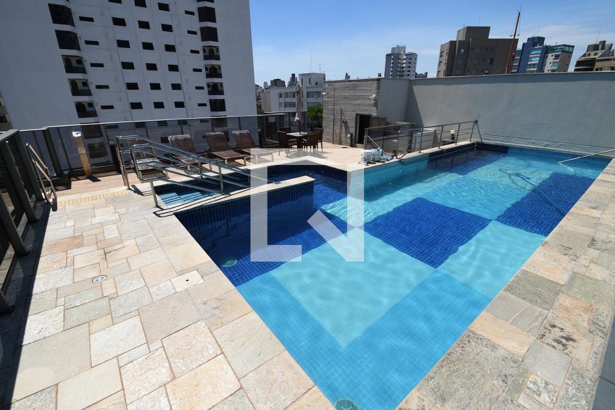 Casa à Venda - Cambuí, 1 Quarto,  40 m2 em , Campinas - sp | SoloBR