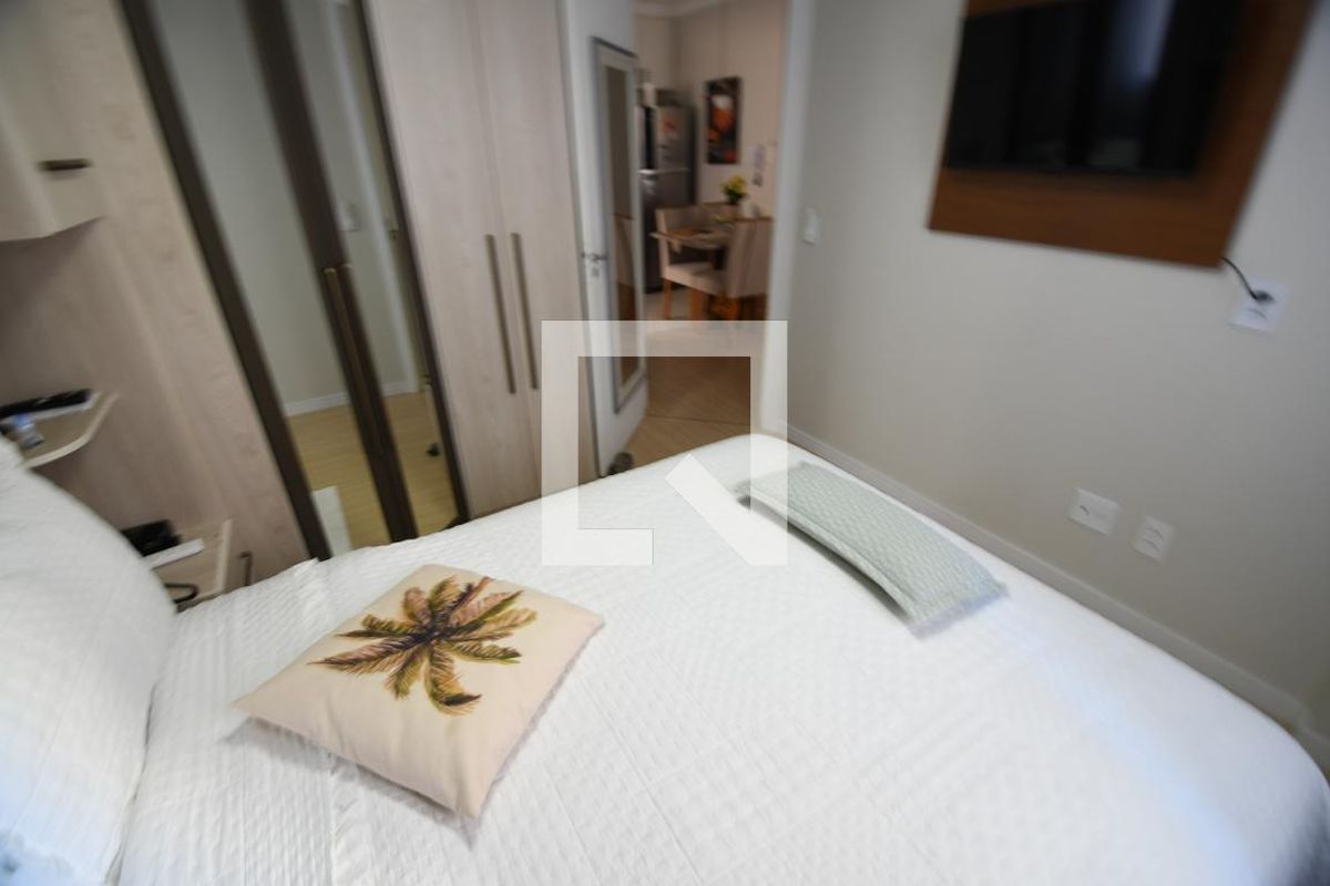 Apartamento à Venda - Centro, 1 Quarto,  50 m2 em , Campinas - sp | SoloBR