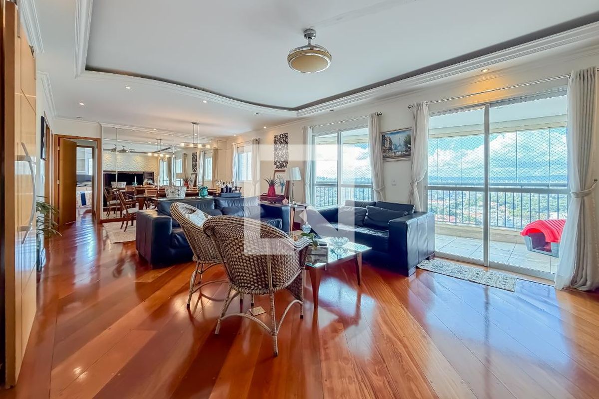 Apartamento, 3 quartos, 133 m² - Foto 2