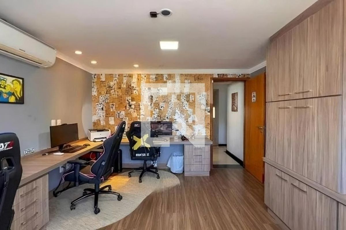 Casa à Venda - Lot. Alphaville Campinas, 3 Quartos,  580 m2 em , Campinas - sp | SoloBR