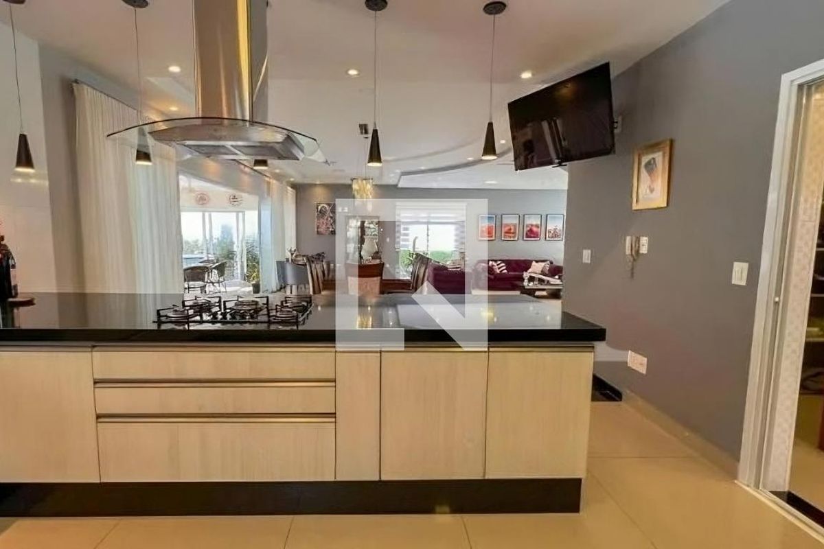 Casa à Venda - Lot. Alphaville Campinas, 3 Quartos,  580 m2 em , Campinas - sp | SoloBR