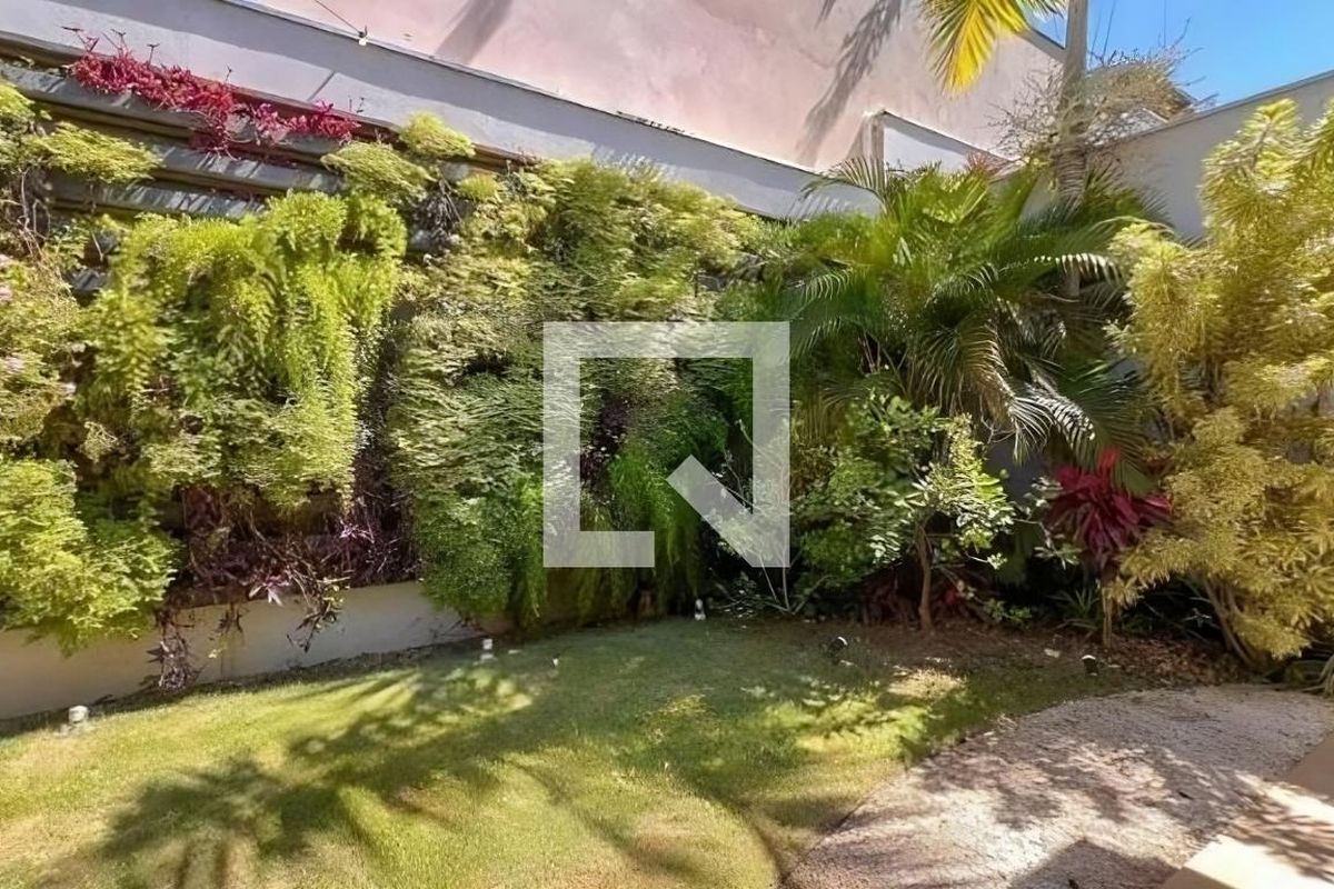 Casa à Venda - Lot. Alphaville Campinas, 3 Quartos,  580 m2 em , Campinas - sp | SoloBR