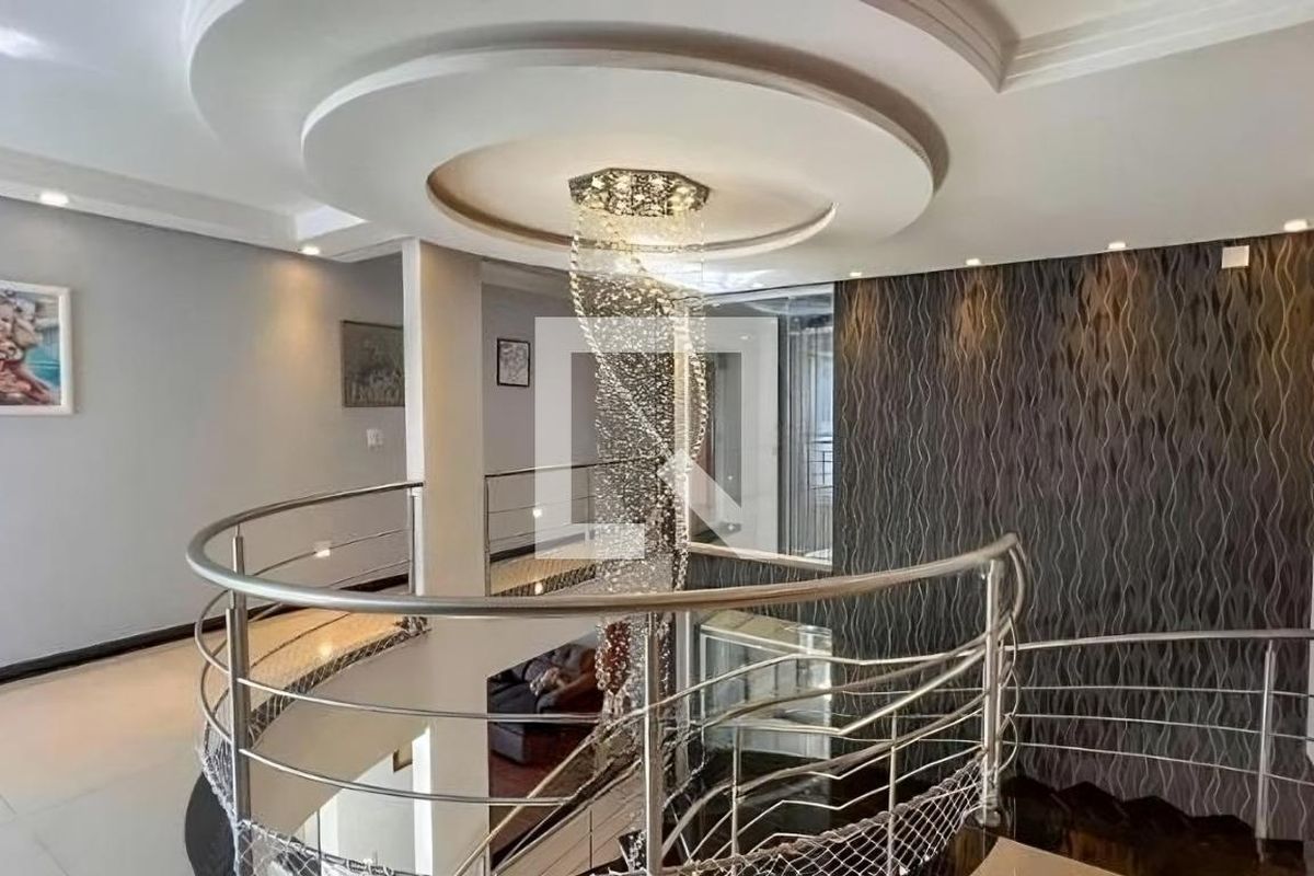 Casa à Venda - Lot. Alphaville Campinas, 3 Quartos,  580 m2 em , Campinas - sp | SoloBR