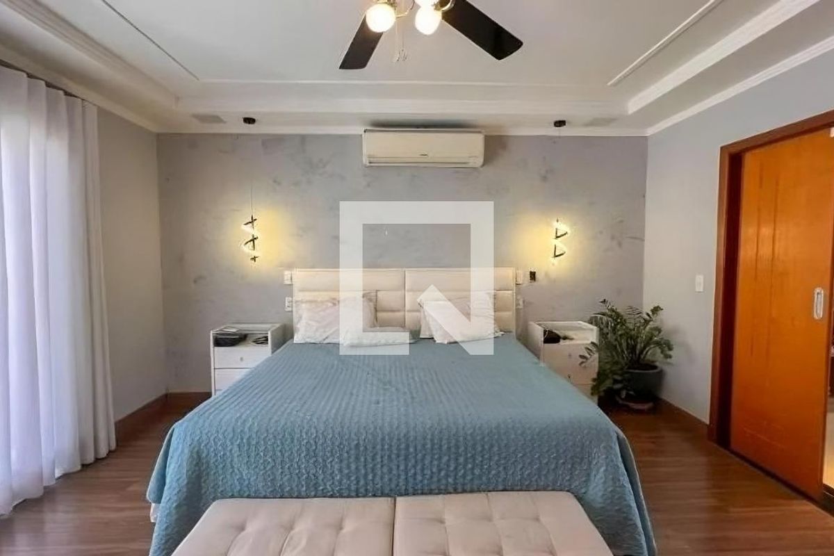 Casa à Venda - Lot. Alphaville Campinas, 3 Quartos,  580 m2 em , Campinas - sp | SoloBR