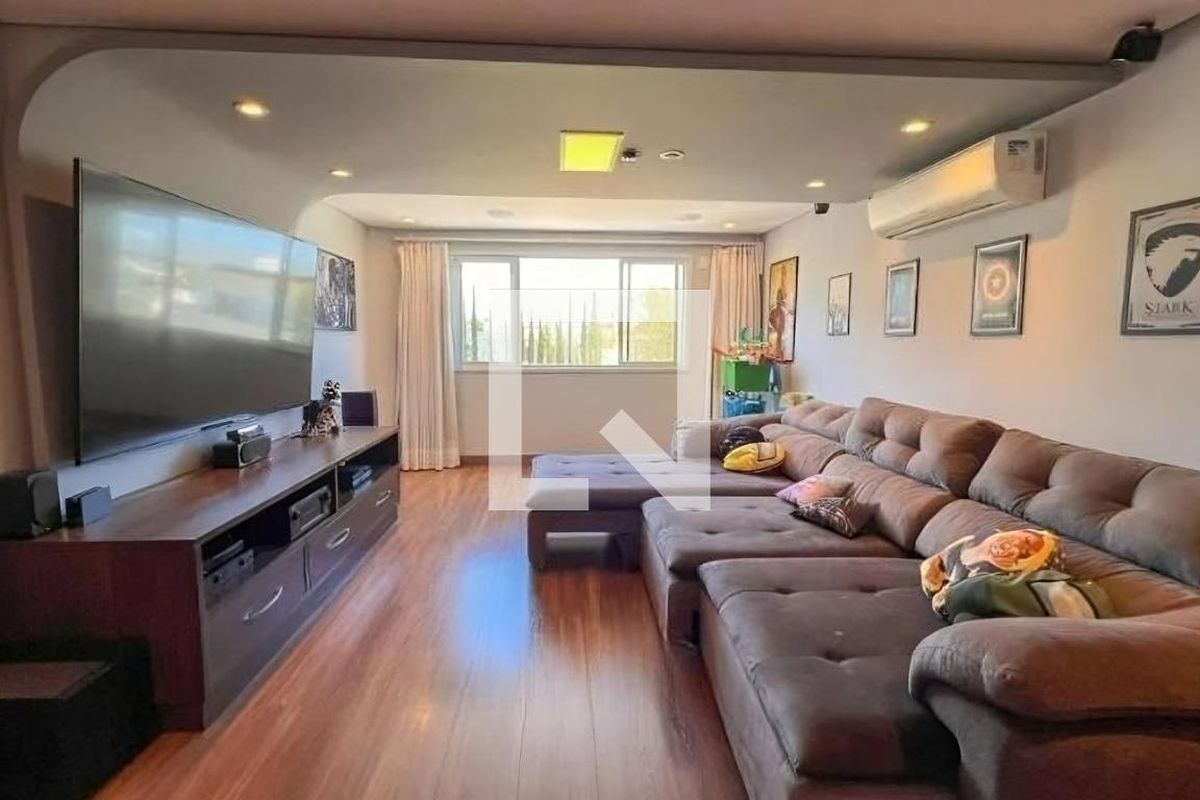 Casa à Venda - Lot. Alphaville Campinas, 3 Quartos,  580 m2 em , Campinas - sp | SoloBR