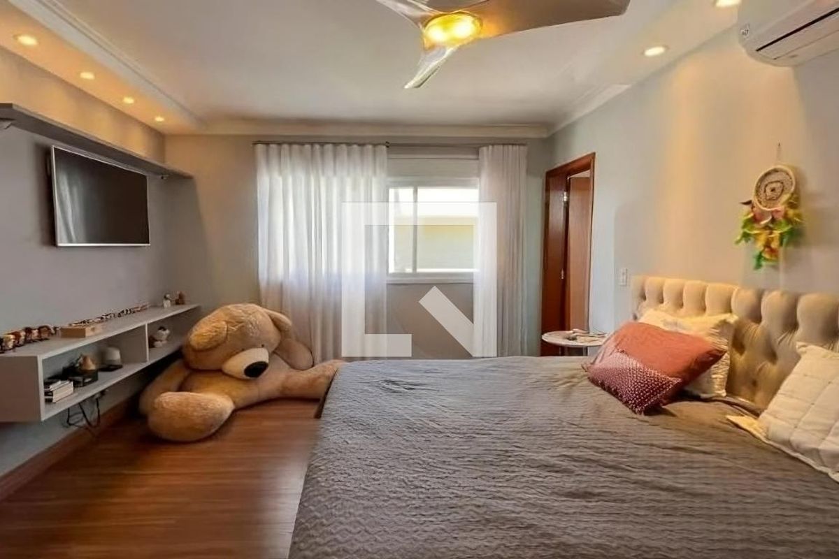 Casa à Venda - Lot. Alphaville Campinas, 3 Quartos,  580 m2 em , Campinas - sp | SoloBR