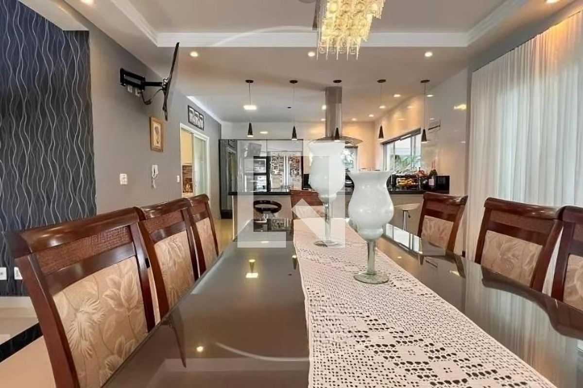 Casa à Venda - Lot. Alphaville Campinas, 3 Quartos,  580 m2 em , Campinas - sp | SoloBR