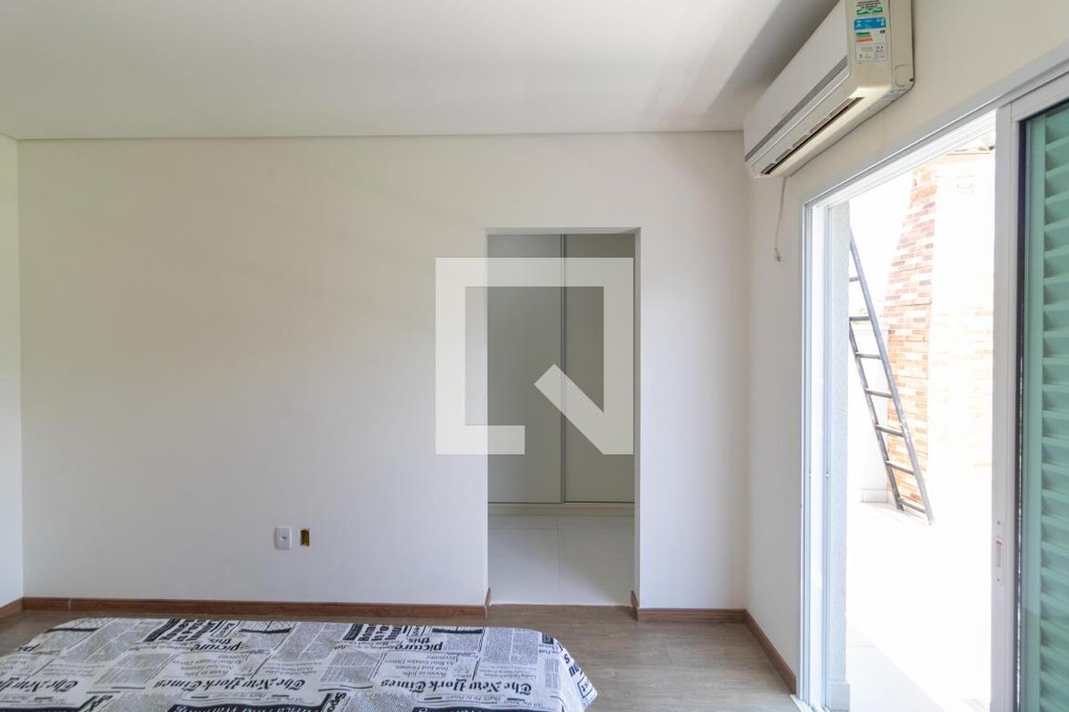 Casa à Venda - Swiss Park, 4 Quartos,  330 m2 em , Campinas - sp | SoloBR