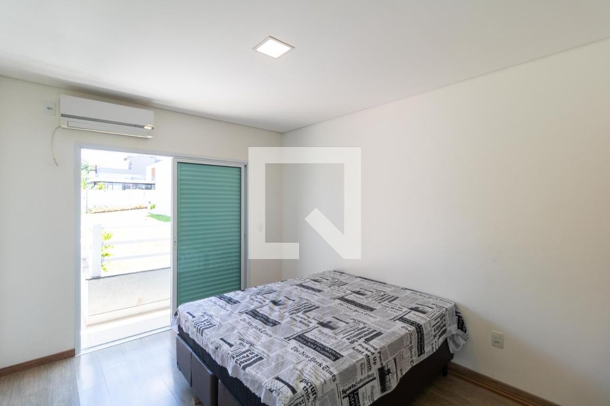 Casa à Venda - Swiss Park, 4 Quartos,  330 m2 em , Campinas - sp | SoloBR