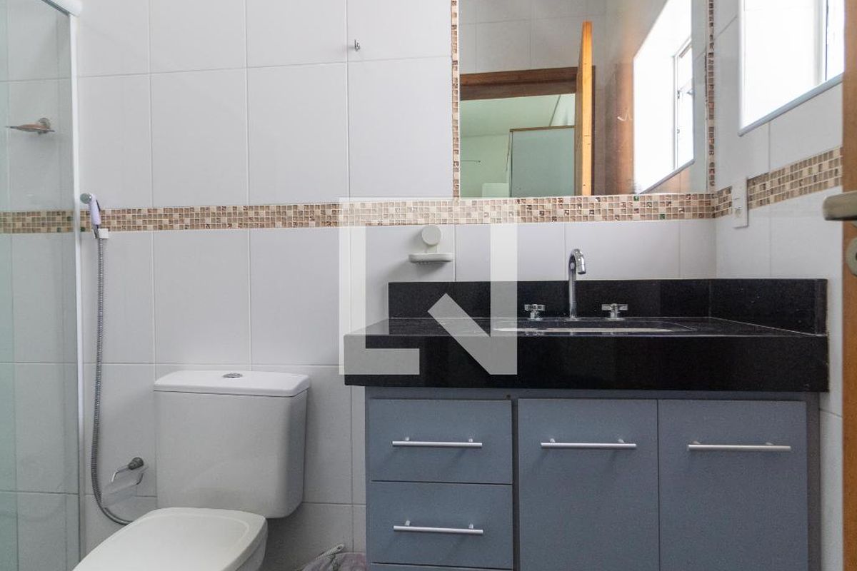 Casa à Venda - Swiss Park, 4 Quartos,  330 m2 em , Campinas - sp | SoloBR