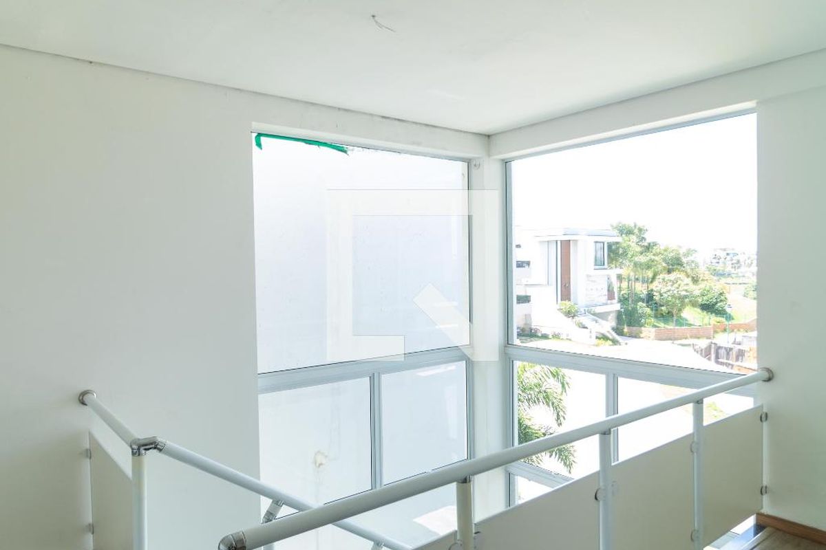 Casa à Venda - Swiss Park, 4 Quartos,  330 m2 em , Campinas - sp | SoloBR