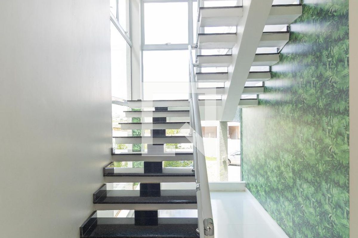 Casa à Venda - Swiss Park, 4 Quartos,  330 m2 em , Campinas - sp | SoloBR