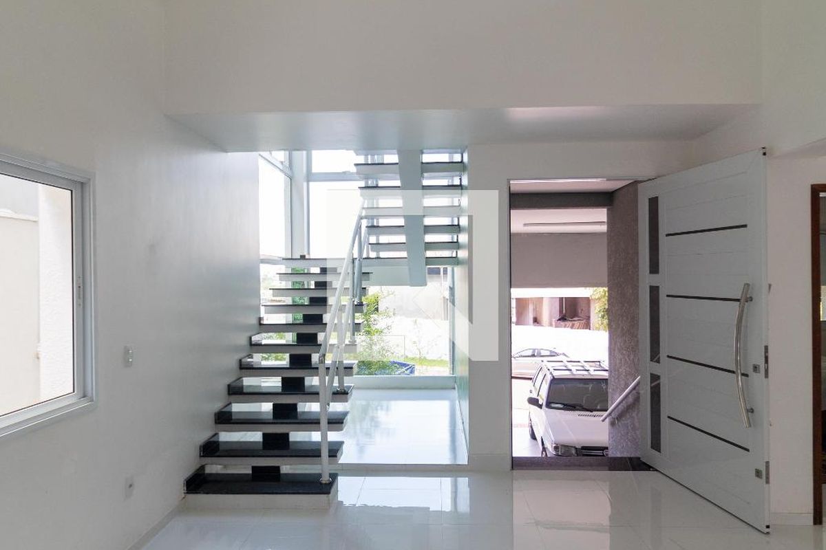 Casa à Venda - Swiss Park, 4 Quartos,  330 m2 em , Campinas - sp | SoloBR