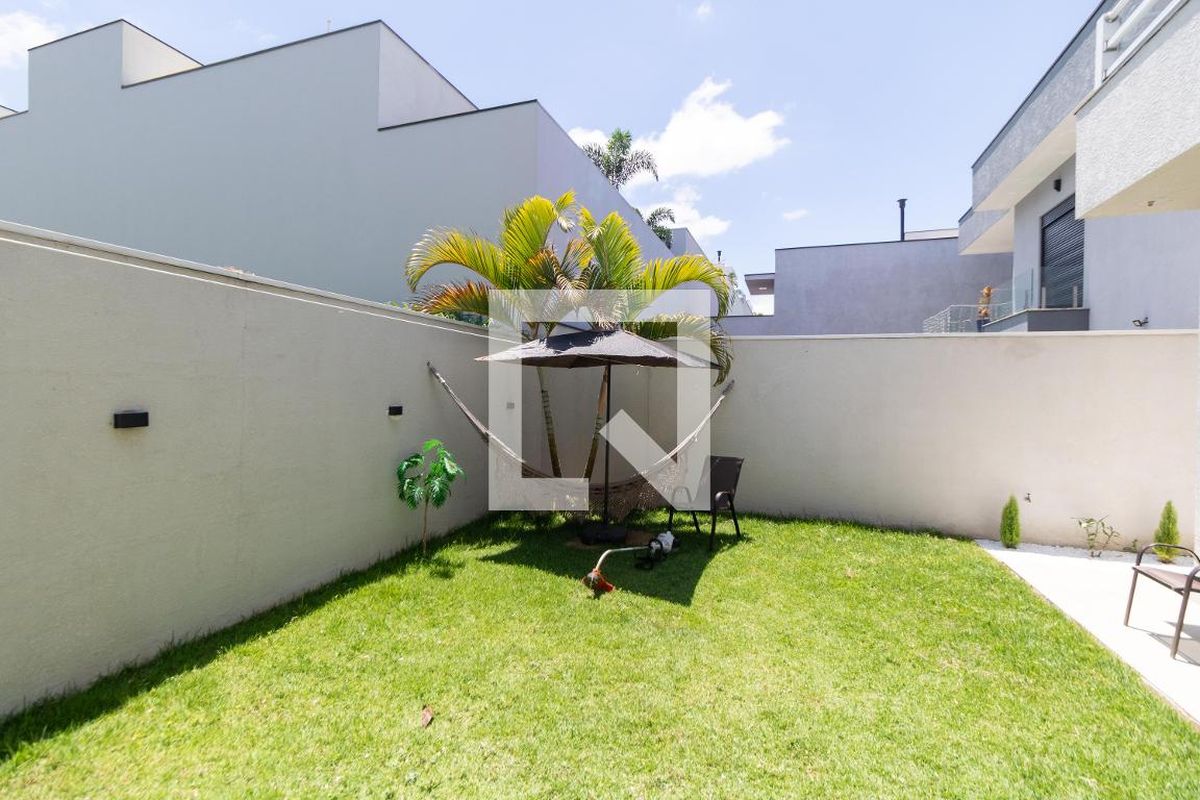 Casa à Venda - Swiss Park, 4 Quartos,  330 m2 em , Campinas - sp | SoloBR