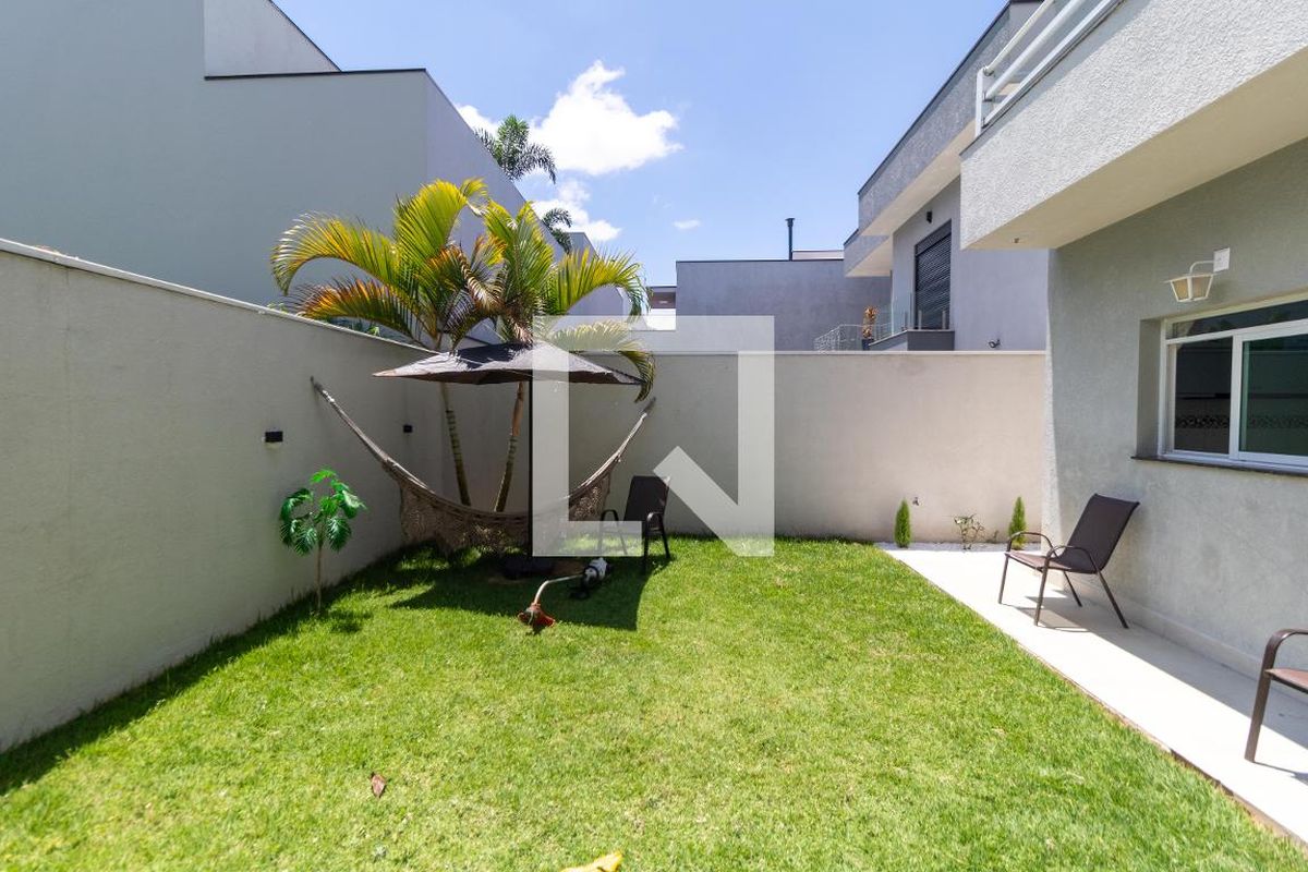 Casa à Venda - Swiss Park, 4 Quartos,  330 m2 em , Campinas - sp | SoloBR