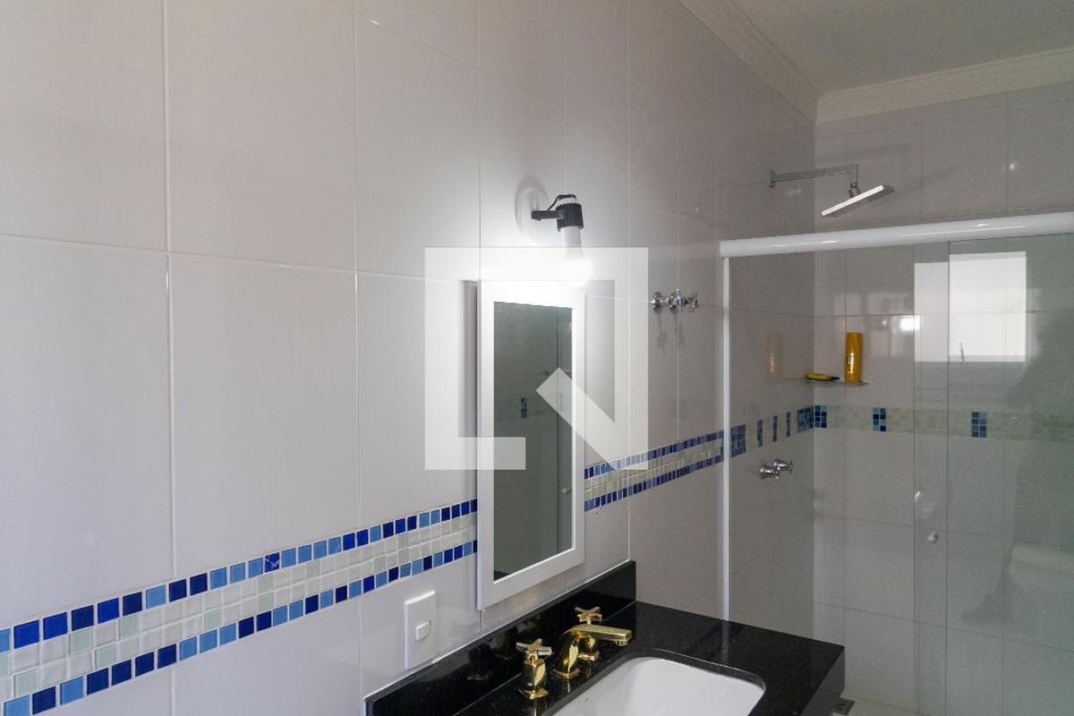 Casa à Venda - Swiss Park, 4 Quartos,  330 m2 em , Campinas - sp | SoloBR