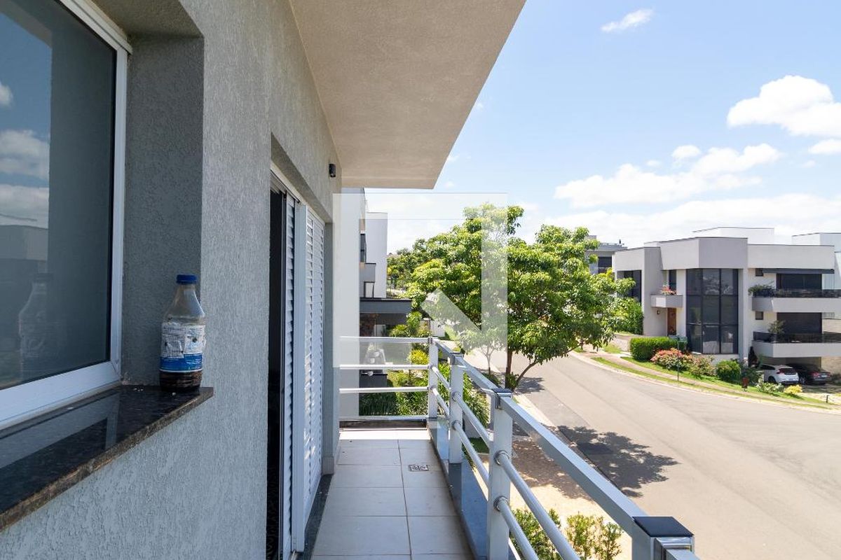 Casa à Venda - Swiss Park, 4 Quartos,  330 m2 em , Campinas - sp | SoloBR