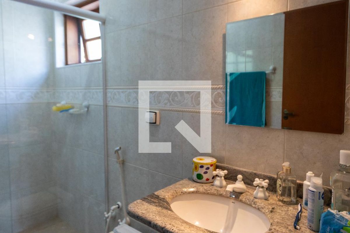 Casa à Venda - Mansões Santo Antônio, 3 Quartos,  255 m2 em , Campinas - sp | SoloBR