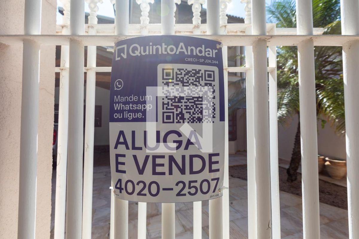 Casa à Venda - Mansões Santo Antônio, 3 Quartos,  255 m2 em , Campinas - sp | SoloBR