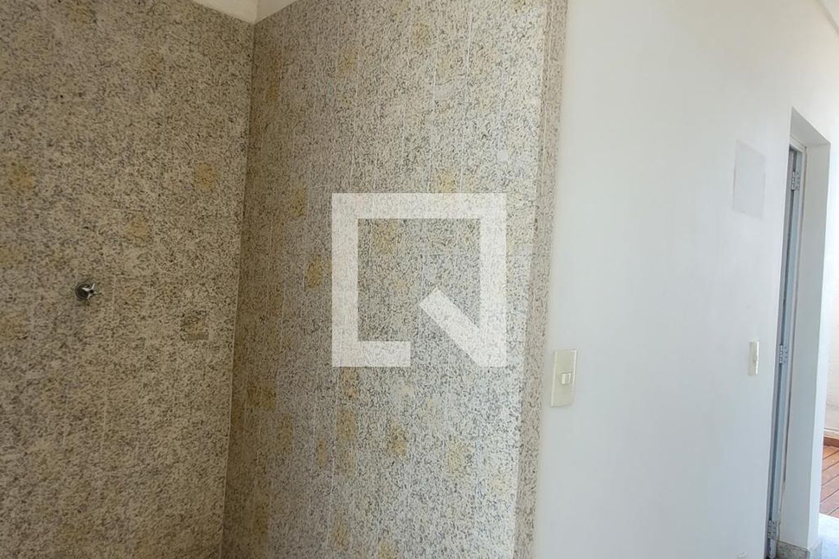 Apartamento à Venda - Centro, 1 Quarto,  39 m2 em , Campinas - sp | SoloBR