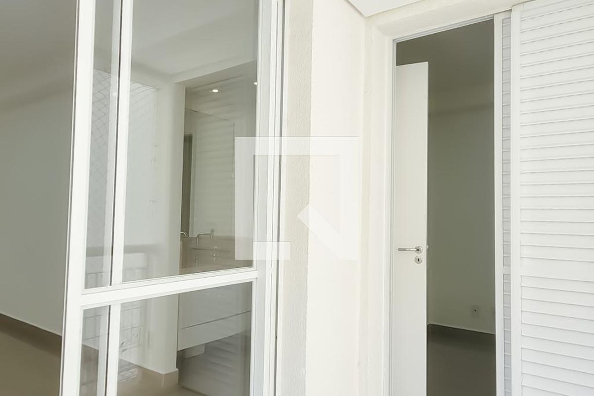 Apartamento à Venda - Centro, 1 Quarto,  39 m2 em , Campinas - sp | SoloBR