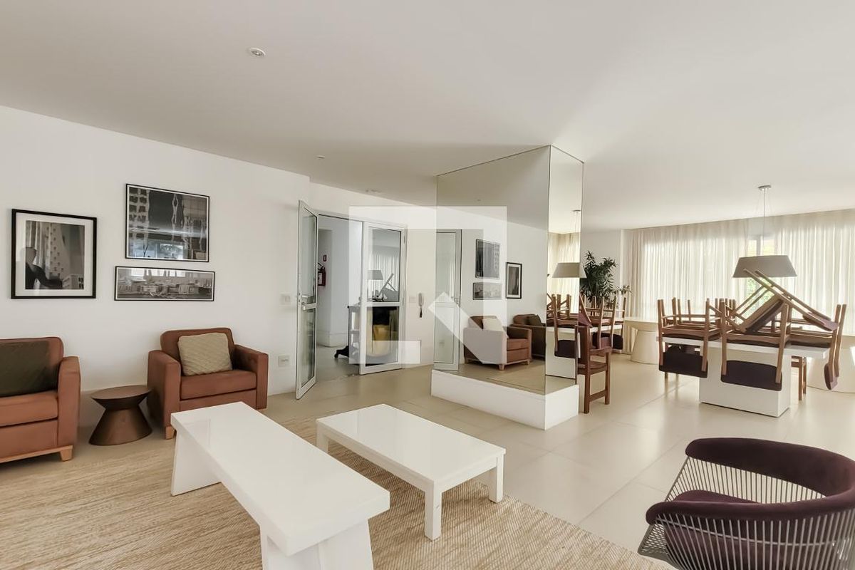 Apartamento à Venda - Centro, 1 Quarto,  39 m2 em , Campinas - sp | SoloBR