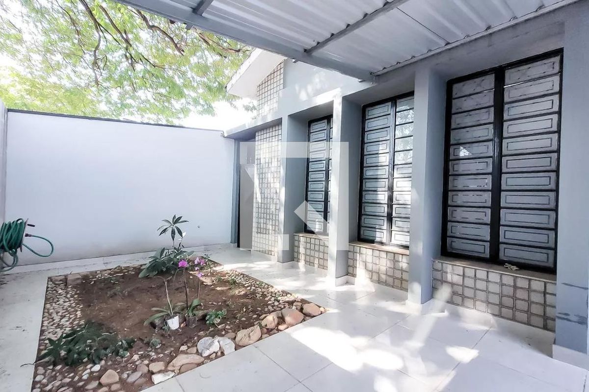 Casa à Venda - Guanabara, 4 Quartos,  400 m2 em , Campinas - sp | SoloBR