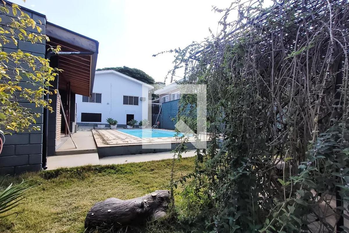 Casa à Venda - Guanabara, 4 Quartos,  400 m2 em , Campinas - sp | SoloBR