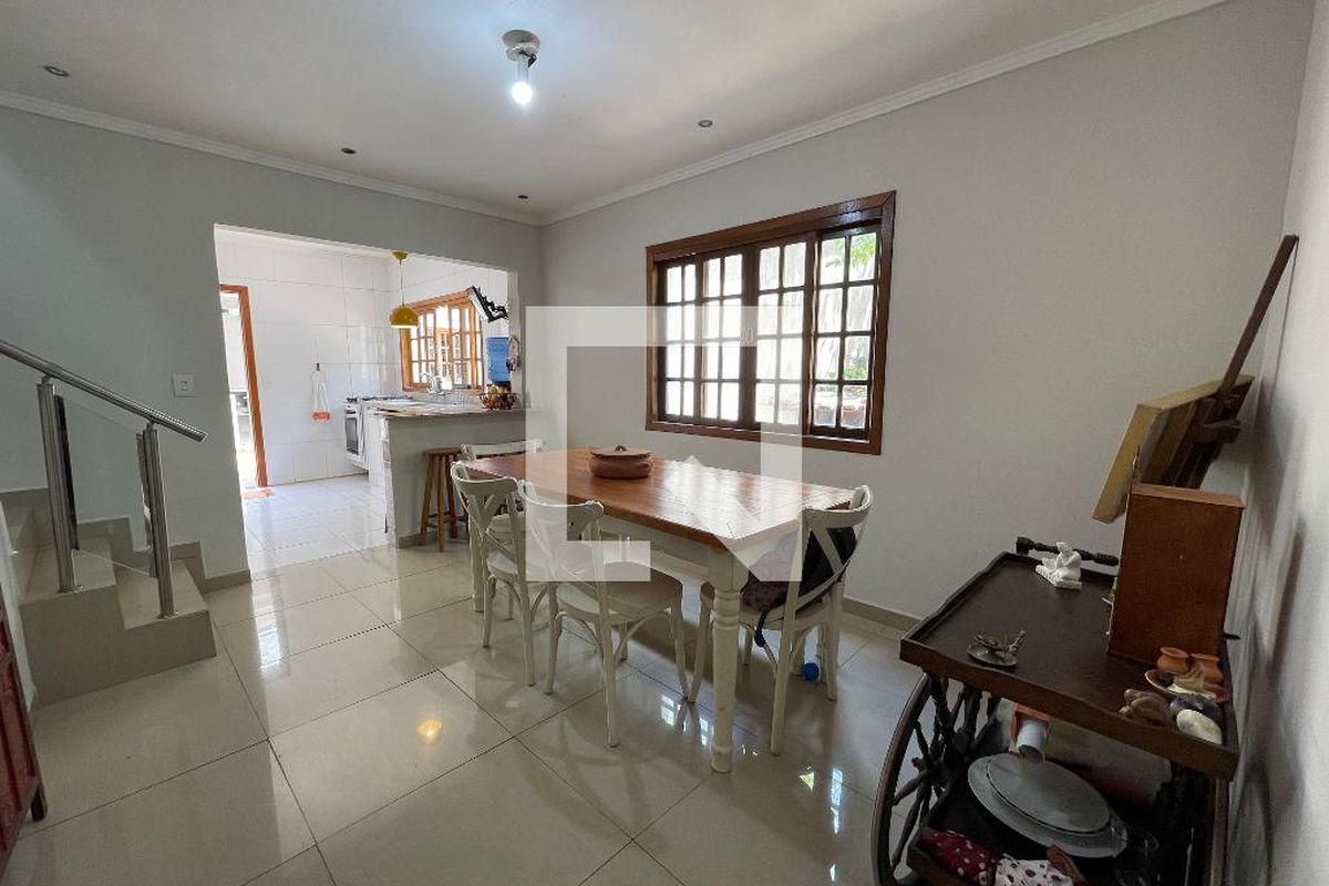 Casa, 3 quartos, 200 m² - Foto 12