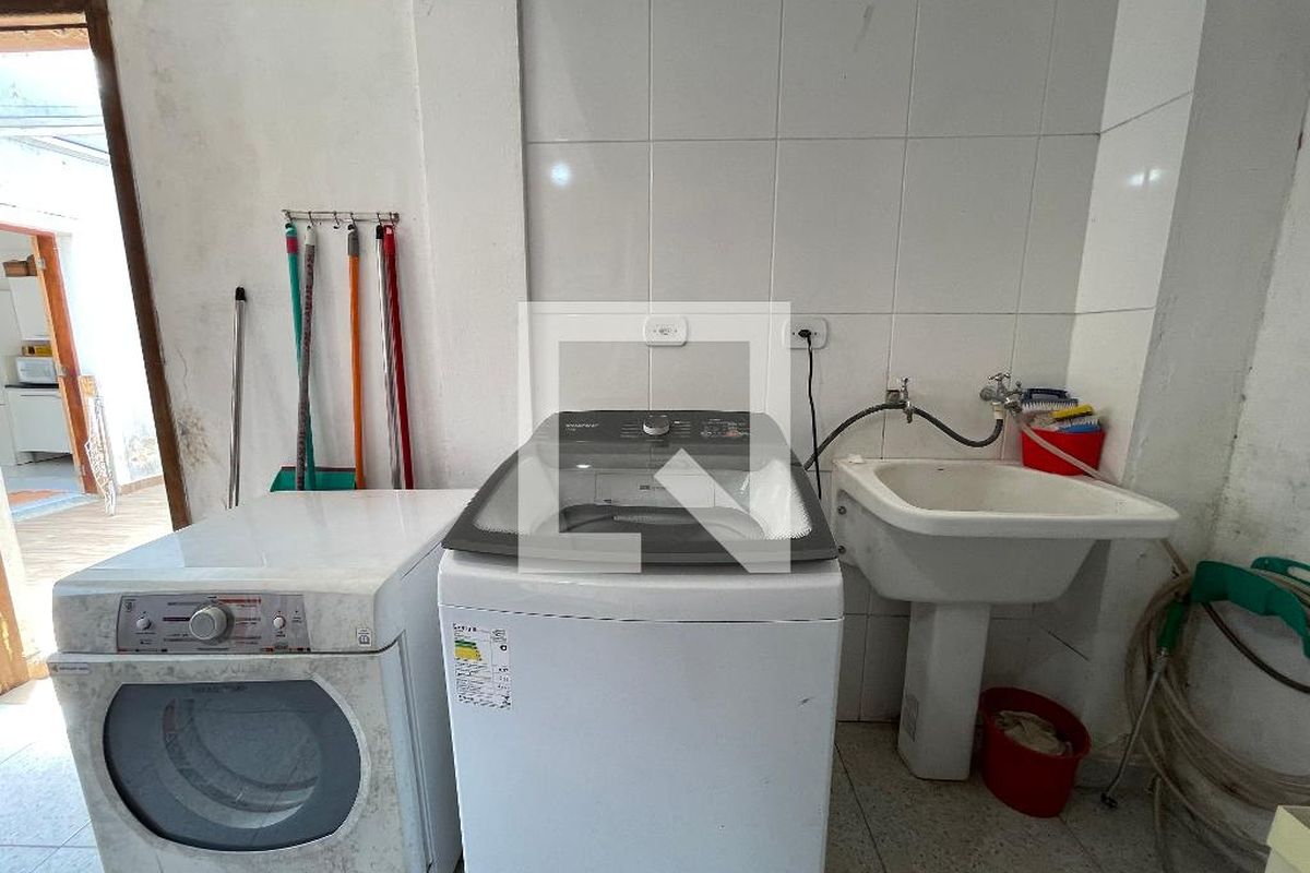 Casa, 3 quartos, 200 m² - Foto 84