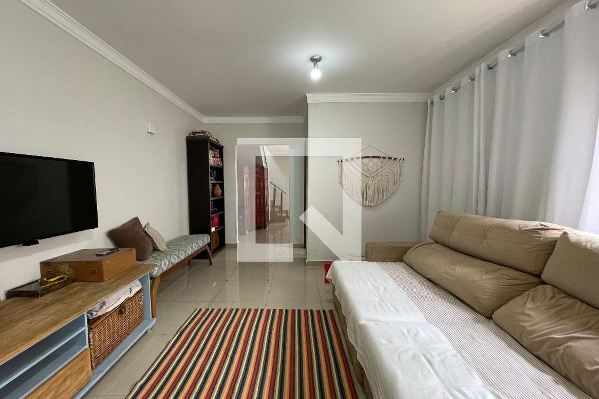Casa, 3 quartos, 200 m² - Foto 4