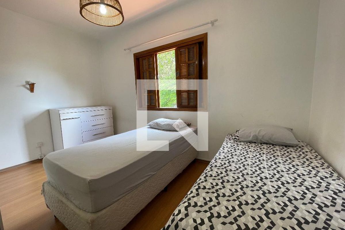 Casa, 3 quartos, 200 m² - Foto 42
