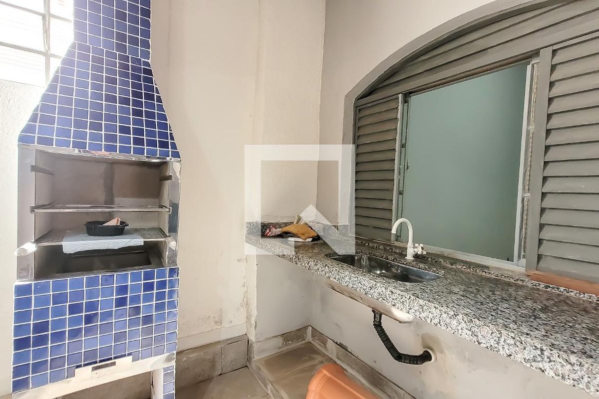 Casa à Venda - Bosque, 3 Quartos,  160 m2 em , Campinas - sp | SoloBR