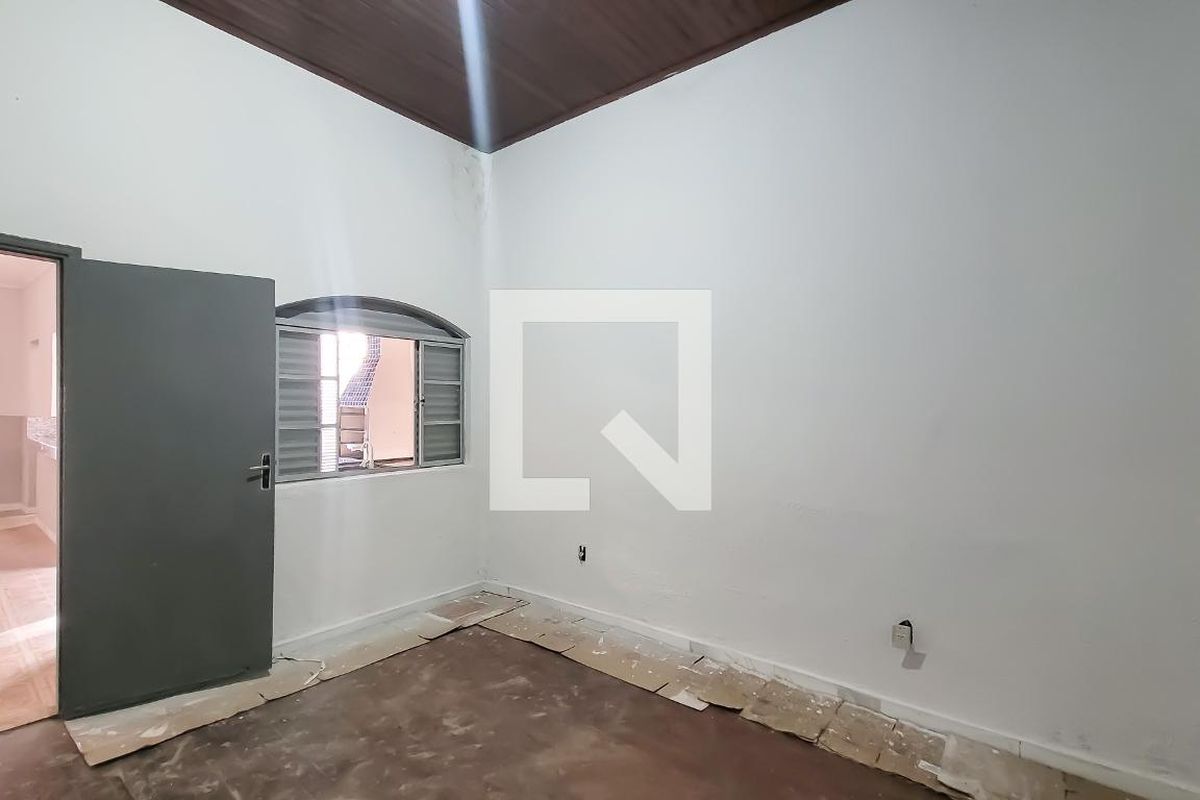 Casa à Venda - Bosque, 3 Quartos,  160 m2 em , Campinas - sp | SoloBR