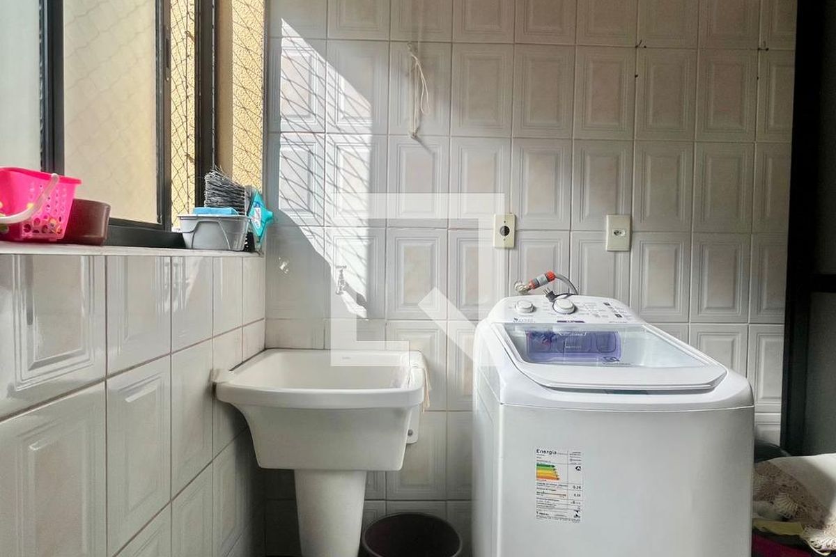 Apartamento à Venda - Mansões Santo Antônio, 2 Quartos,  70 m2 em , Campinas - sp | SoloBR