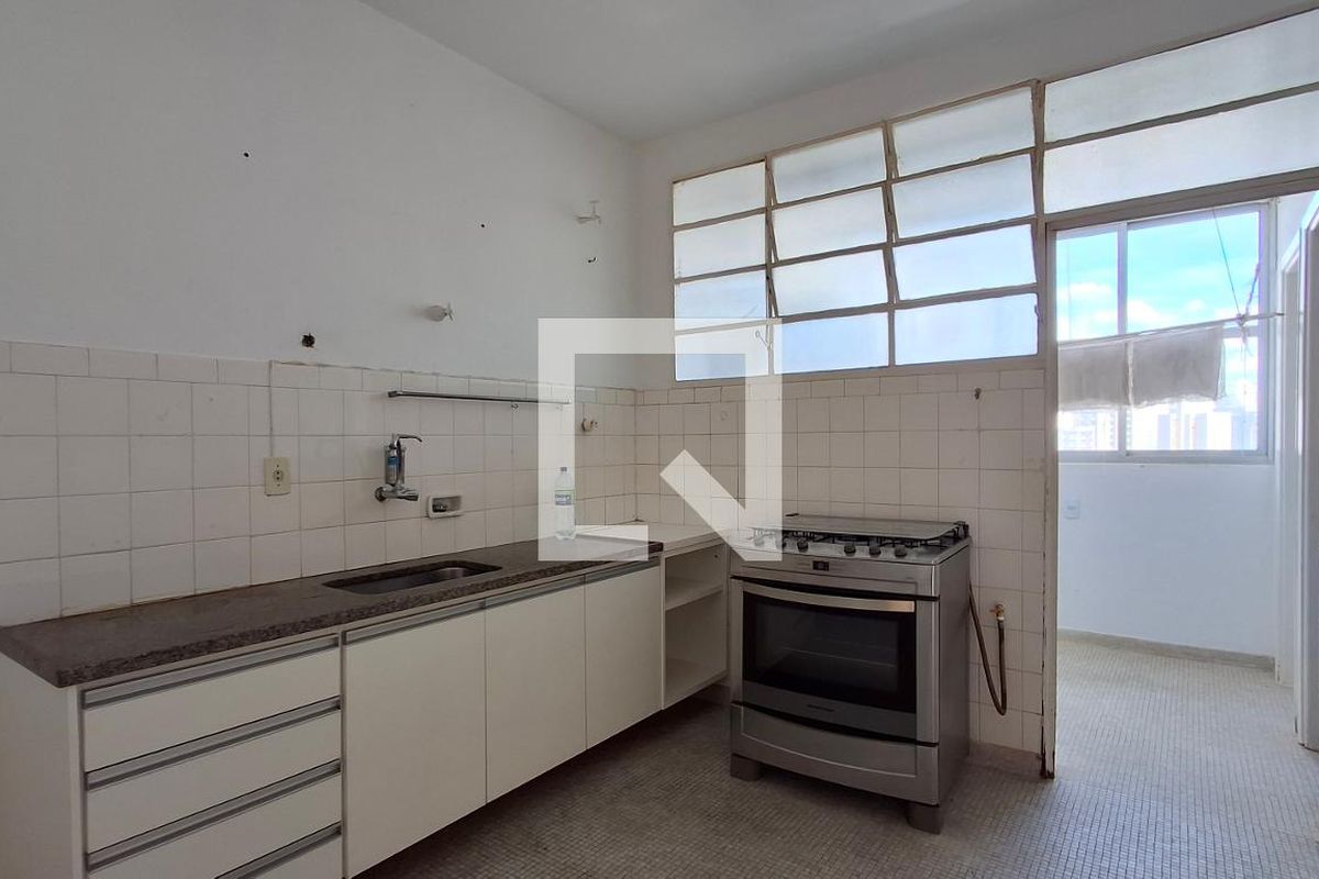 Apartamento à Venda - Centro, 3 Quartos,  129 m2 em , Campinas - sp | SoloBR