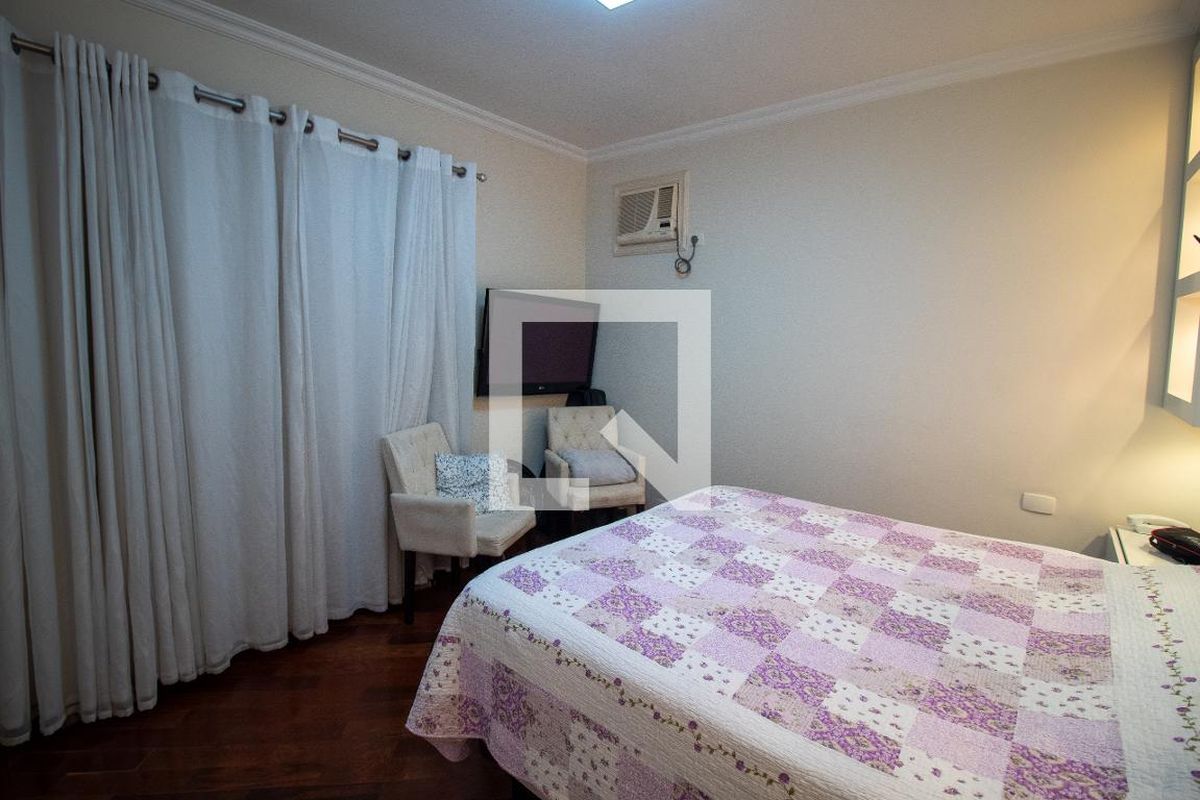 Casa, 4 quartos, 225 m² - Foto 37